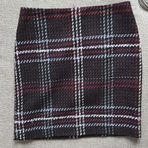 White House Black Market Plaid Pencil Skirt - Black and Red